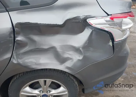 2014 Ford Focus Se z USA, uszkodzony, nr VIN 1FADP3F29EL180792